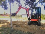 Usługi minikoparką, ładowarką teleskopową, koparką