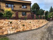 Płaski kamień ogrodowy do ogrodu na skarpy do murowania murowy