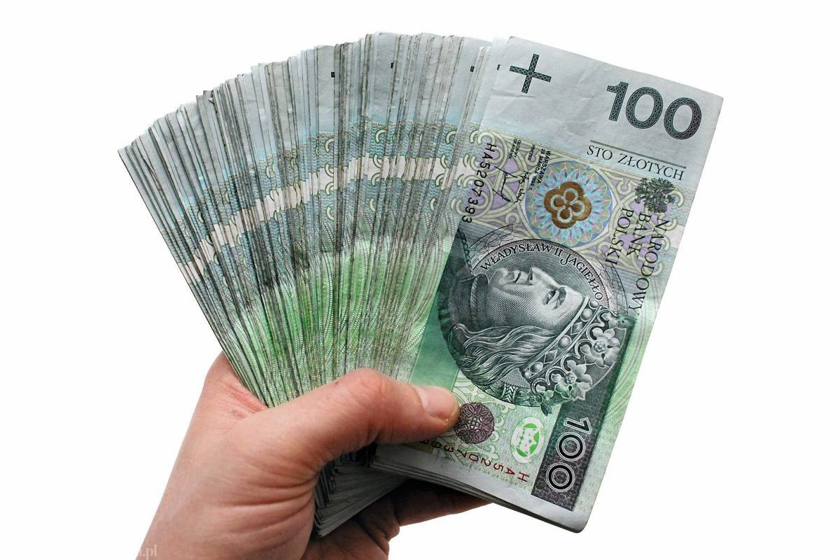 Szybka gotówka na święta dla kobiety Toruń - Zdjęcie 1