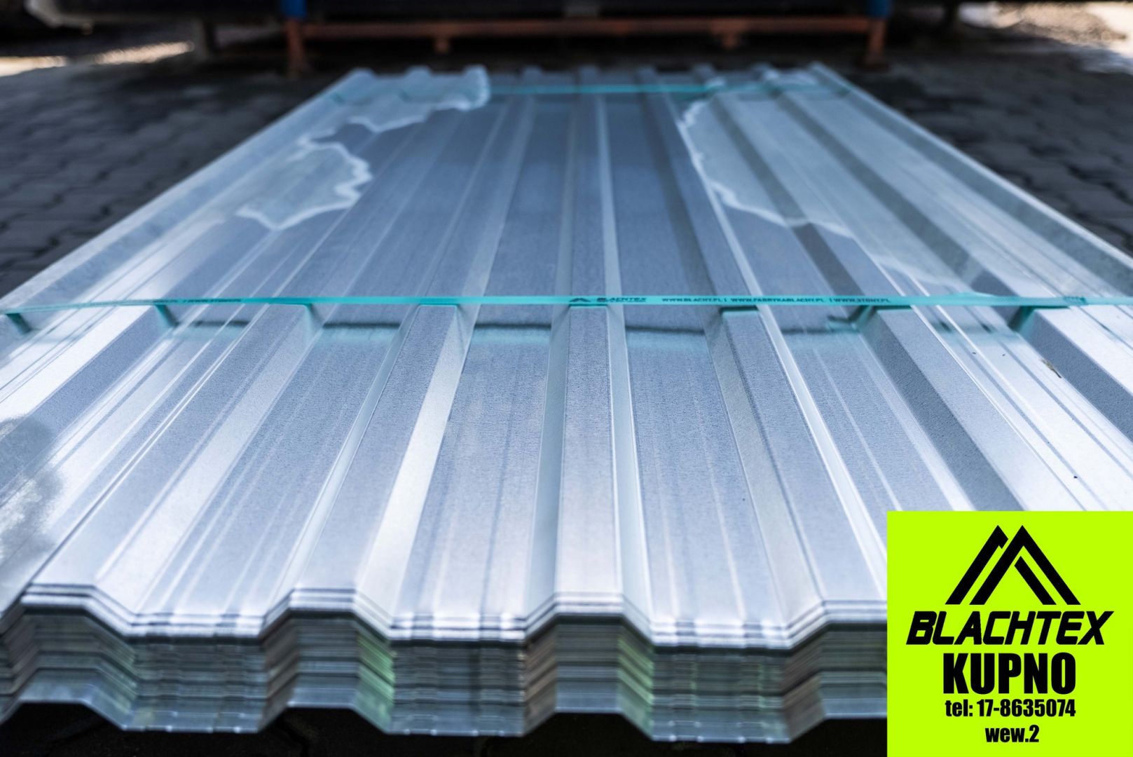 Tania blacha trapezowa OCYNK T-14 Stalowa Wola - Zdjęcie 1