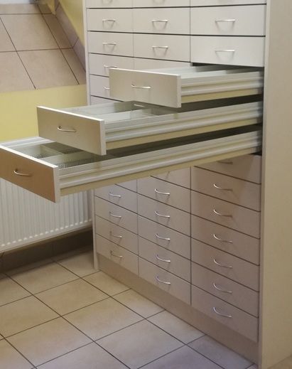 Meble apteczne szuflady głębokiego składowania sprzedam Toruń - Zdjęcie 1