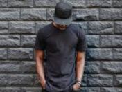 Zasponsoruje dyskretnie 18-25 łatkę w aucie